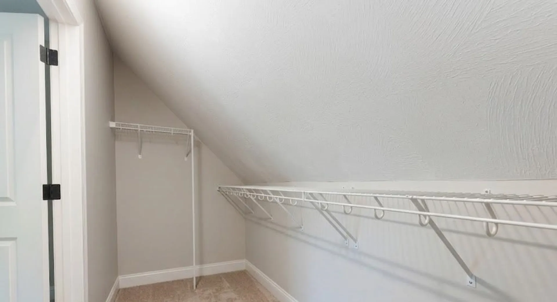 38 Regina Avenue Raymond NH 03077