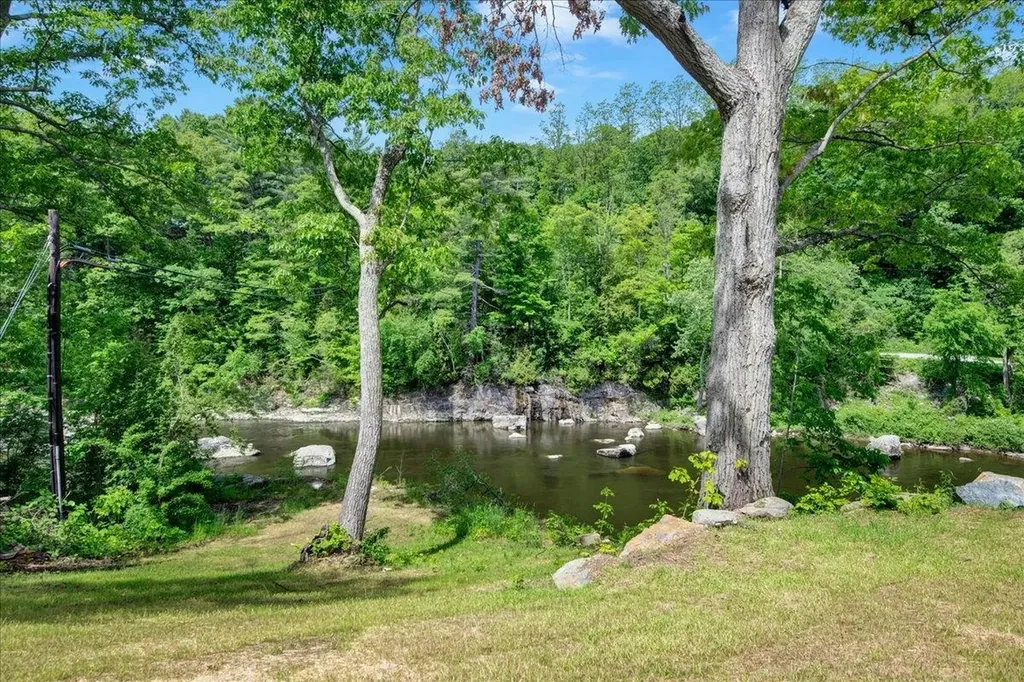 7 River Street Milton VT 05468