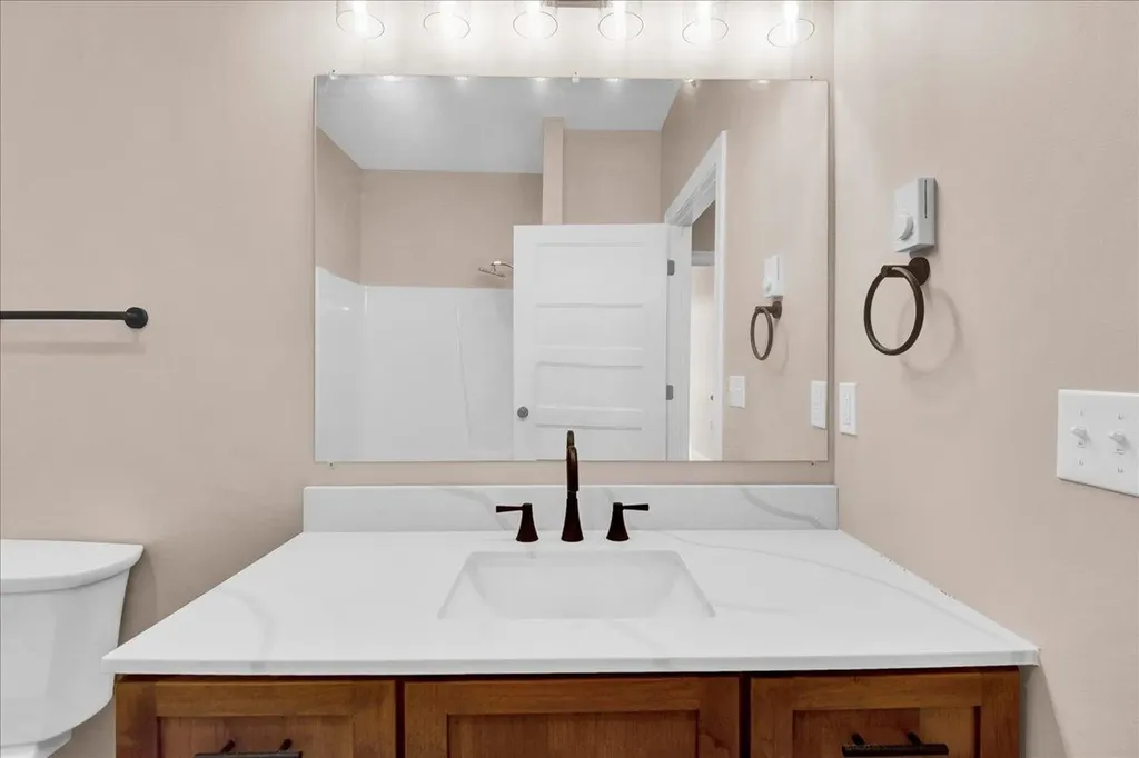 7 River Street Milton VT 05468
