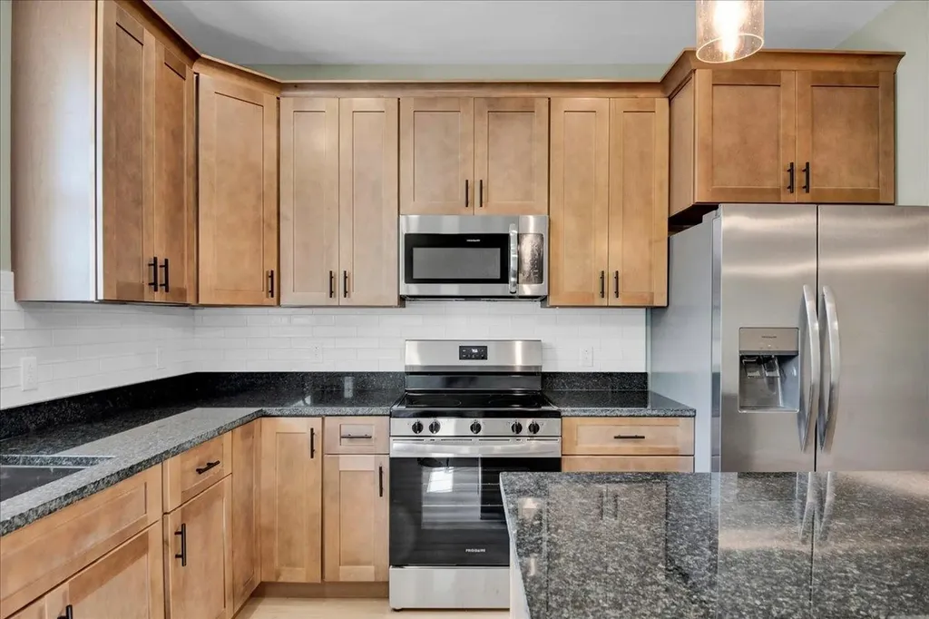 7 River Street Milton VT 05468