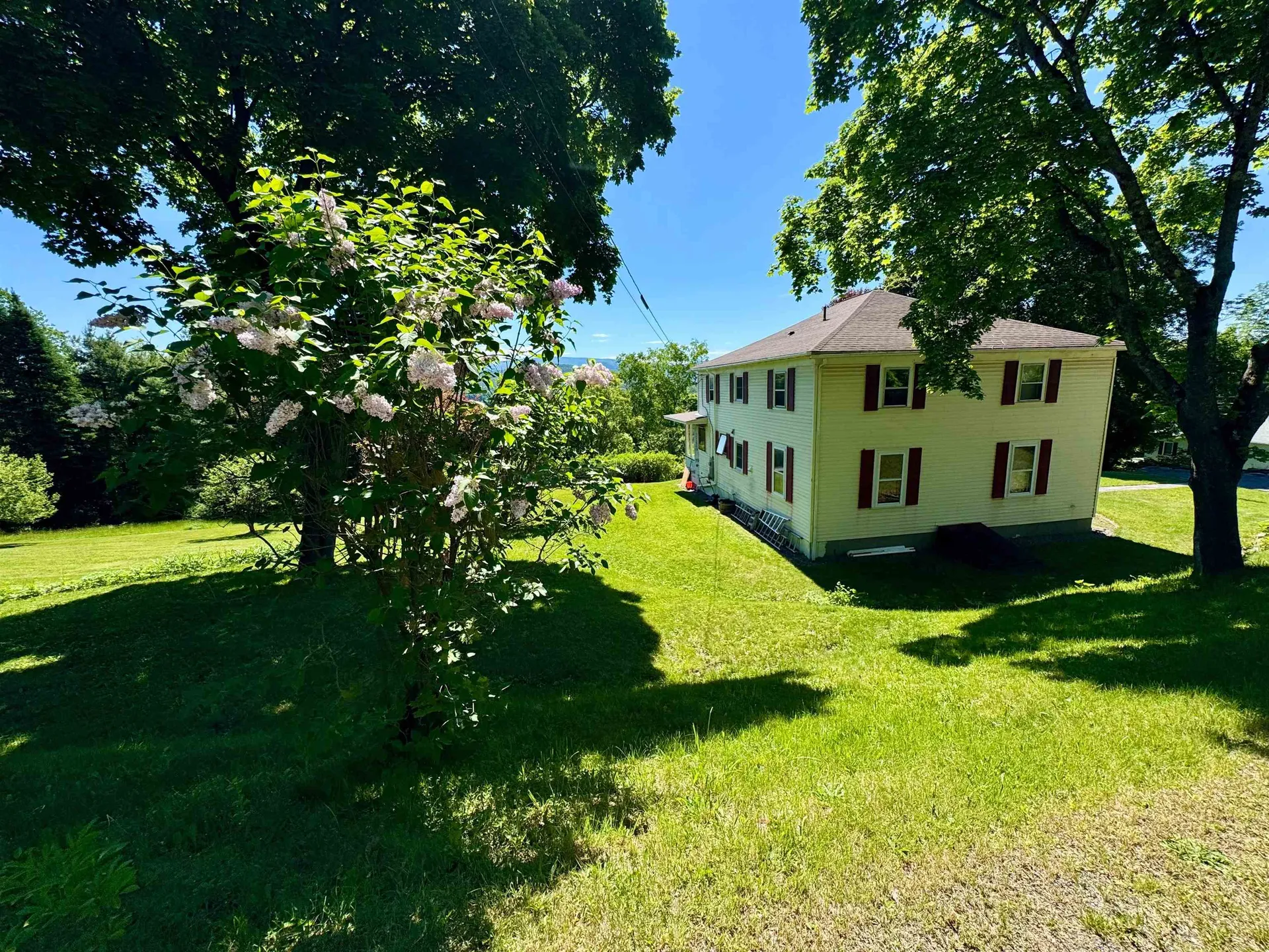 30 Summer Street Bradford VT 05033