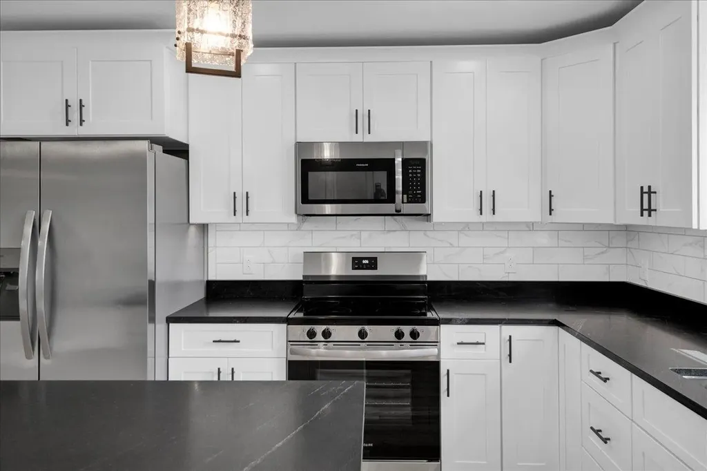 7 River Street Milton VT 05468