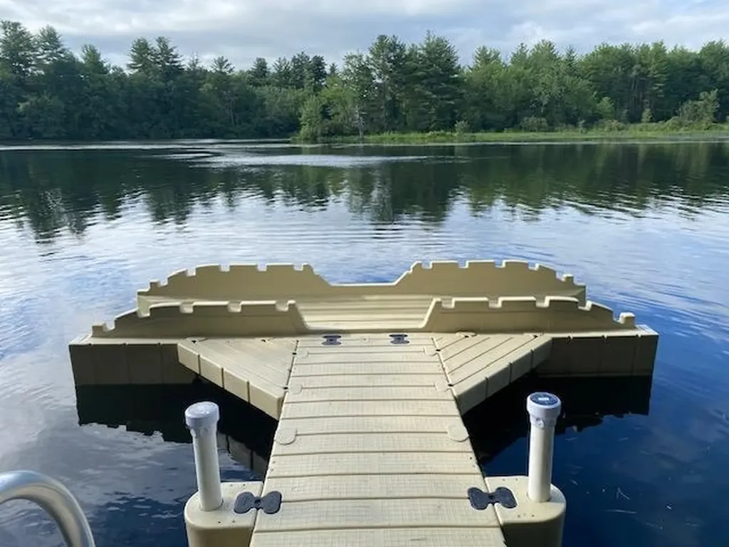 3 Bartemus Trail Nashua NH 03063