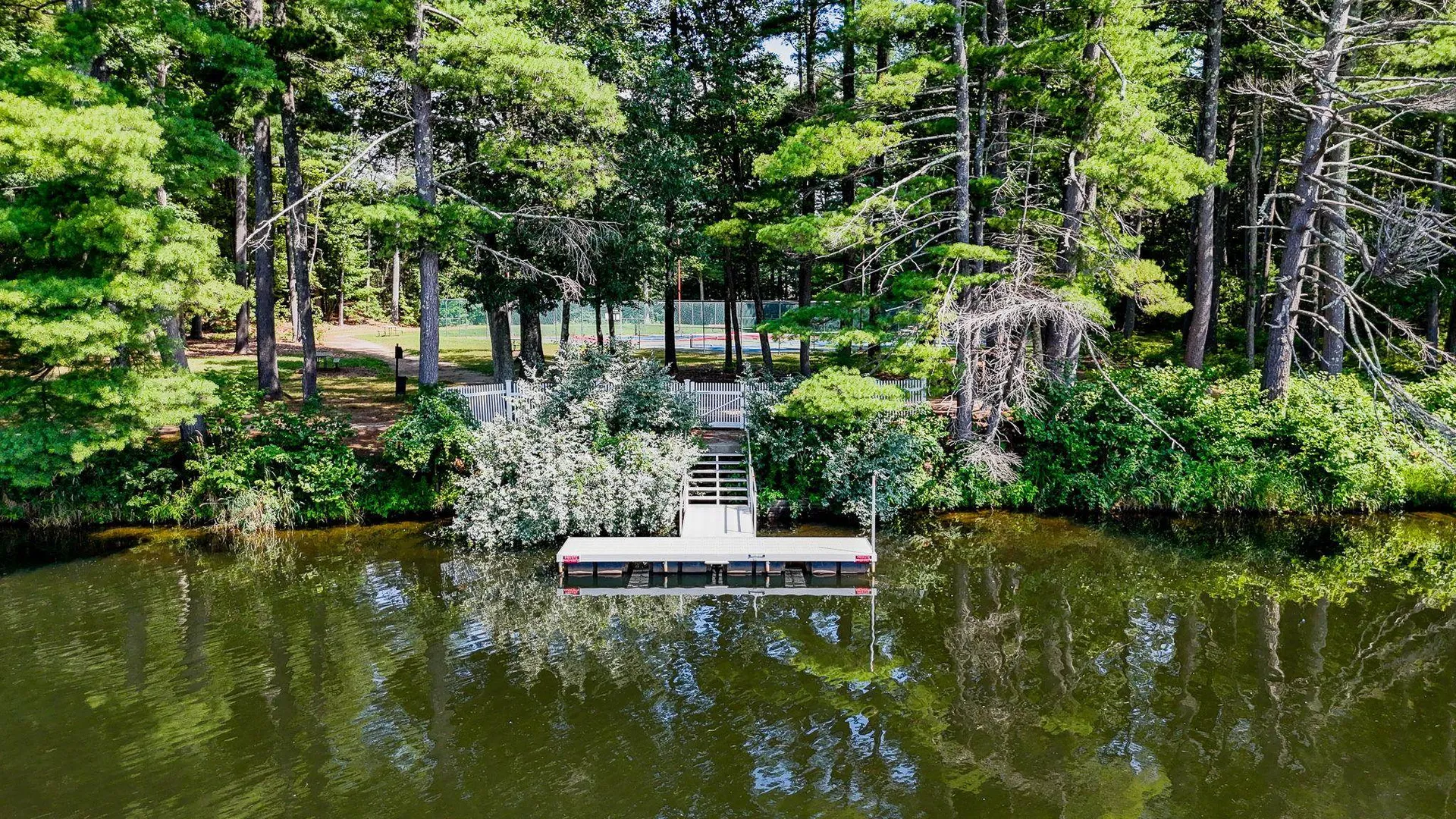 3 Bartemus Trail Nashua NH 03063