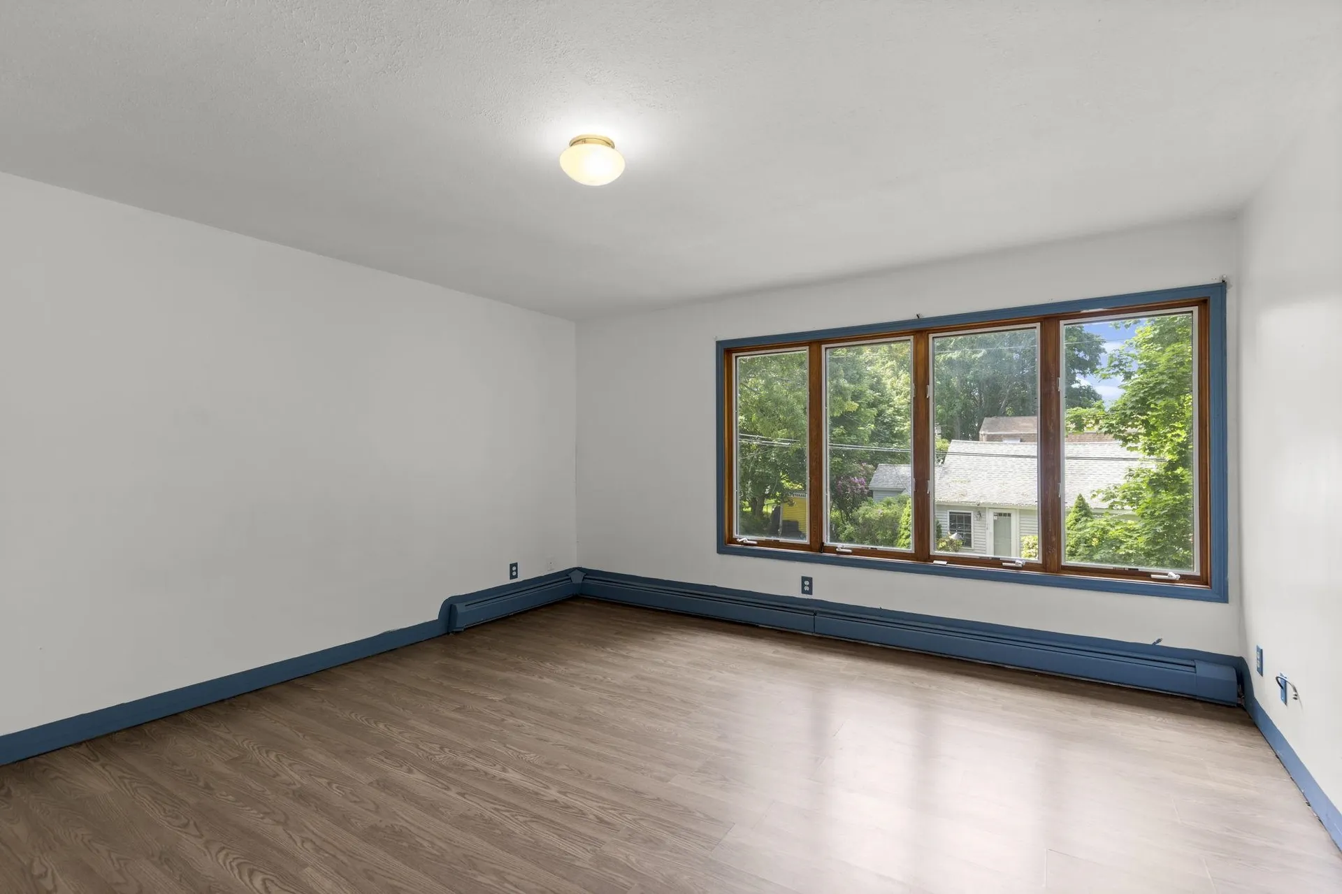 11 Emerald Avenue Hampton NH 03842