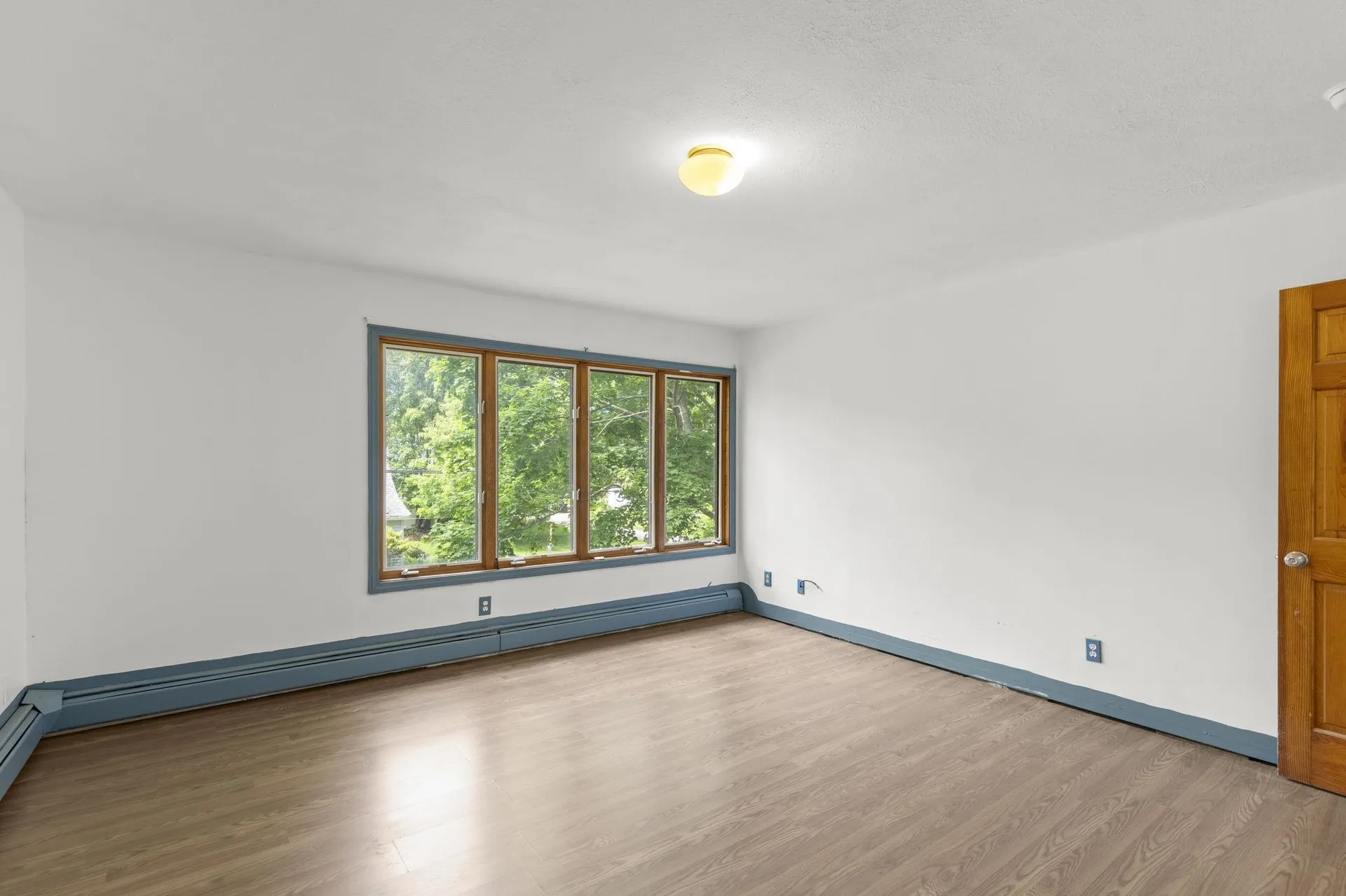 11 Emerald Avenue Hampton NH 03842