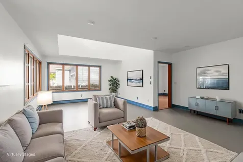 11 Emerald Avenue Hampton NH 03842