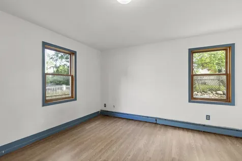 11 Emerald Avenue Hampton NH 03842