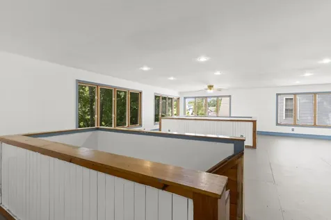 11 Emerald Avenue Hampton NH 03842