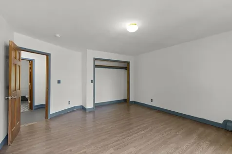 11 Emerald Avenue Hampton NH 03842