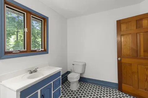 11 Emerald Avenue Hampton NH 03842