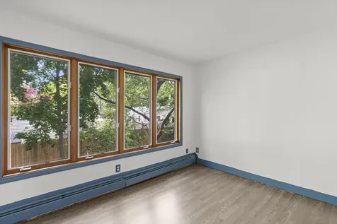 11 Emerald Avenue Hampton NH 03842