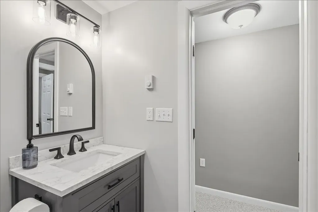 253 Barrett Lane Williston VT 05495