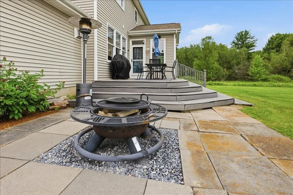 253 Barrett Lane Williston VT 05495