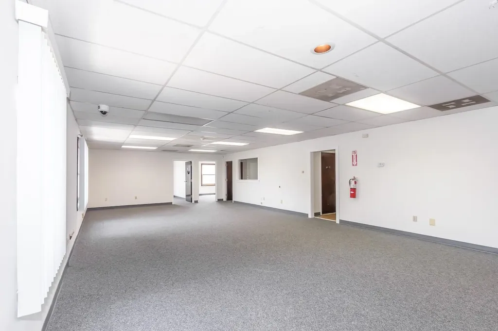 45 Stiles Road Salem NH 03079