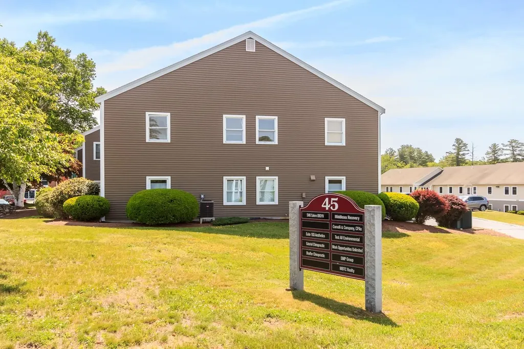 45 Stiles Road Salem NH 03079