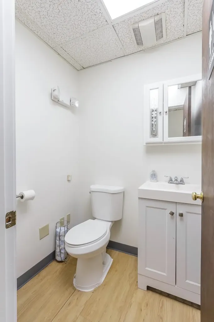 45 Stiles Road Salem NH 03079