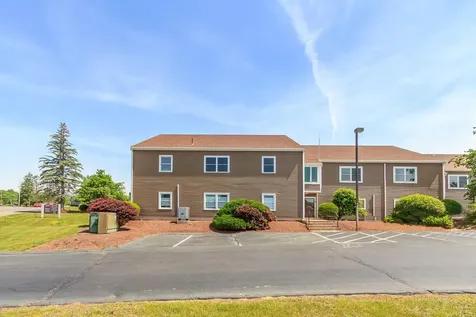 45 Stiles Road Salem NH 03079