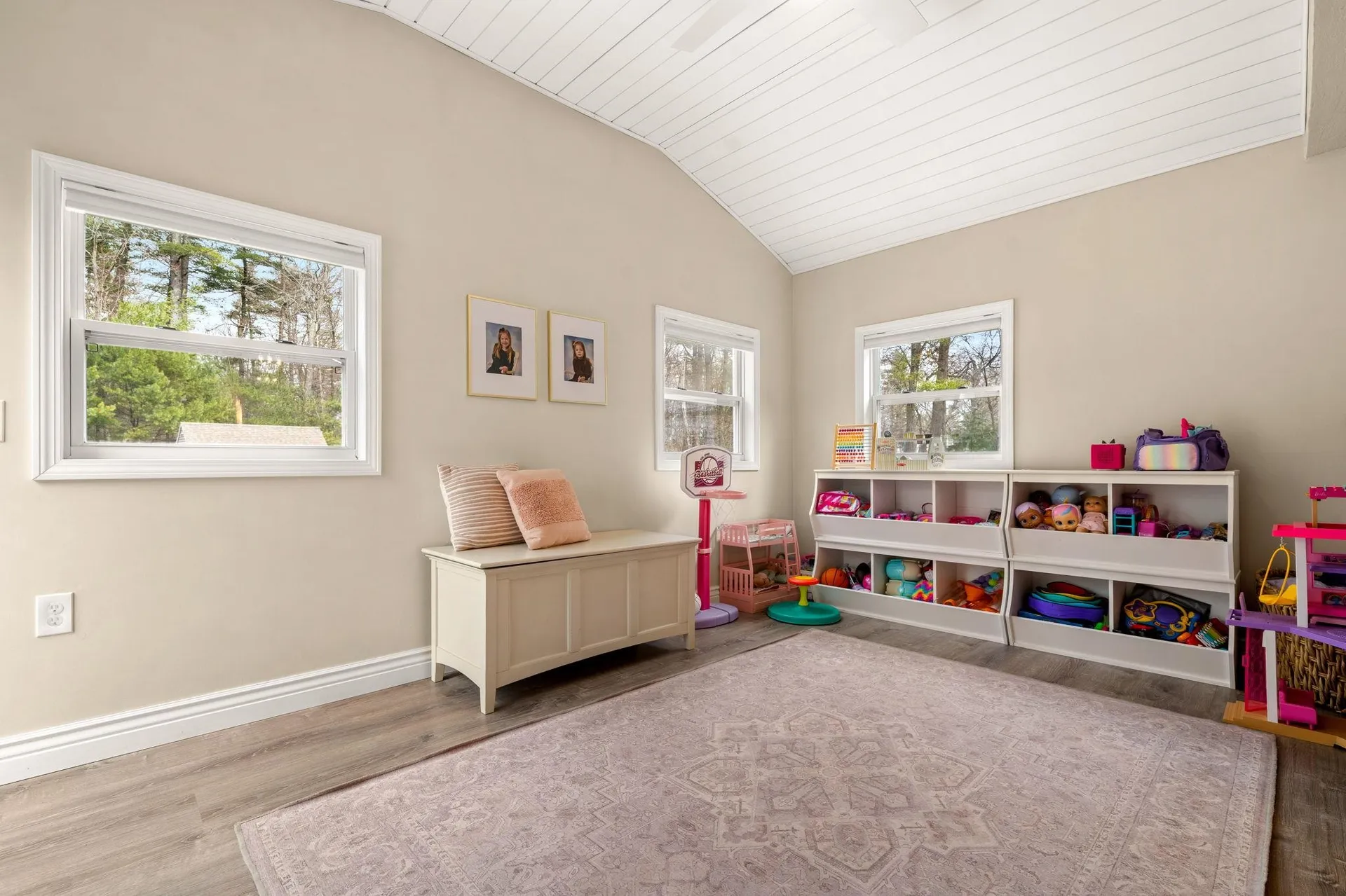 5 Falcon Drive Pelham NH 03076