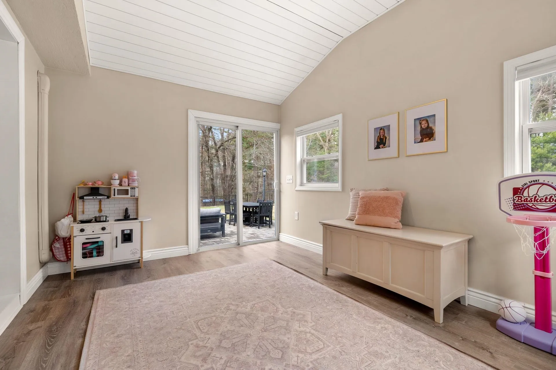 5 Falcon Drive Pelham NH 03076