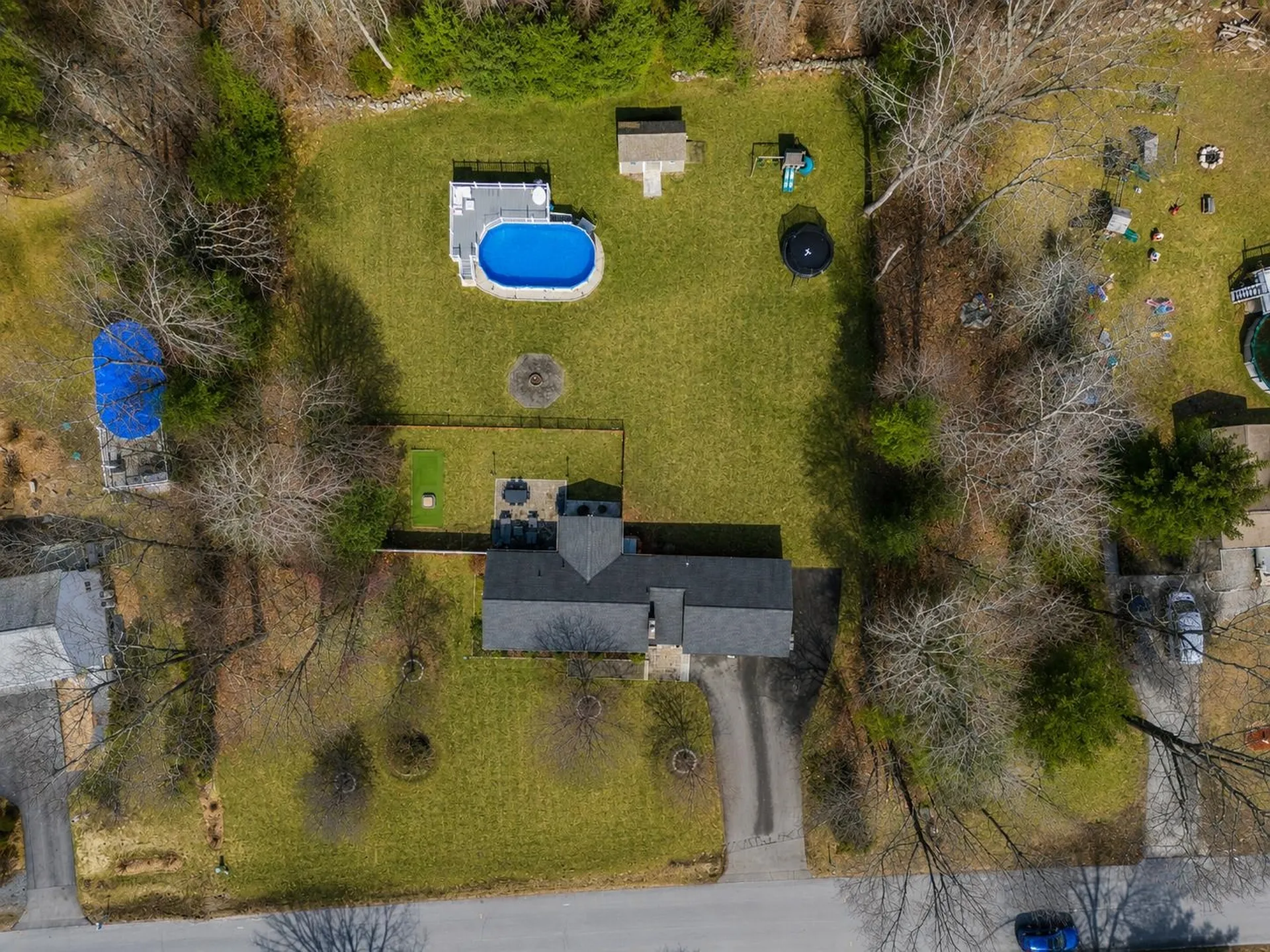 5 Falcon Drive Pelham NH 03076