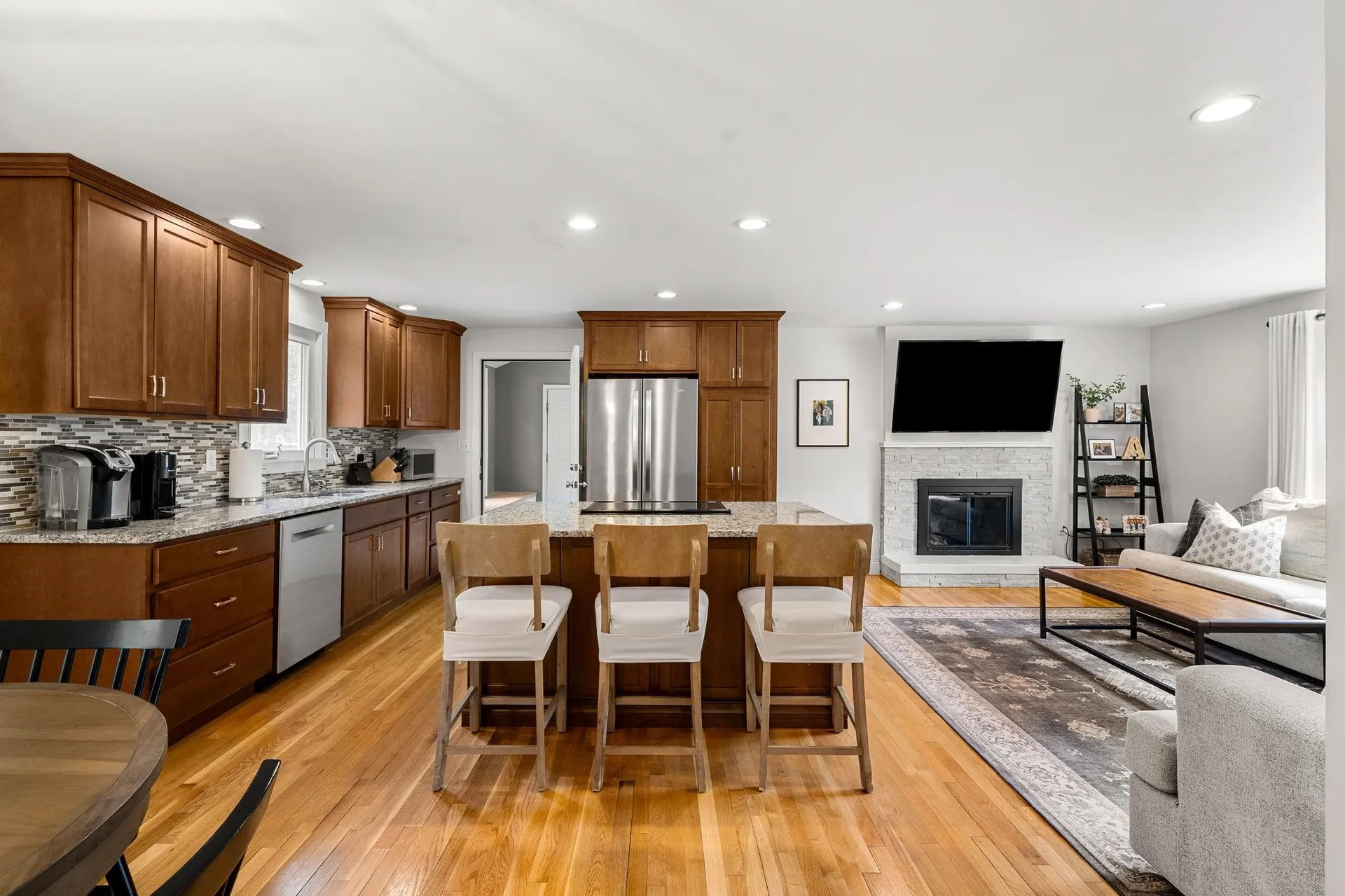 5 Falcon Drive Pelham NH 03076