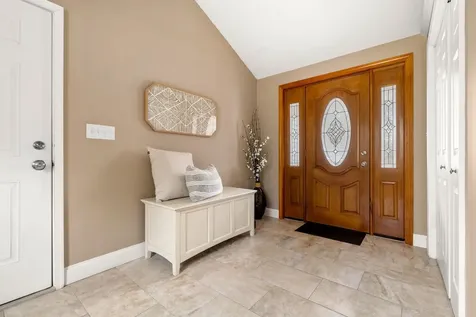 5 Falcon Drive Pelham NH 03076