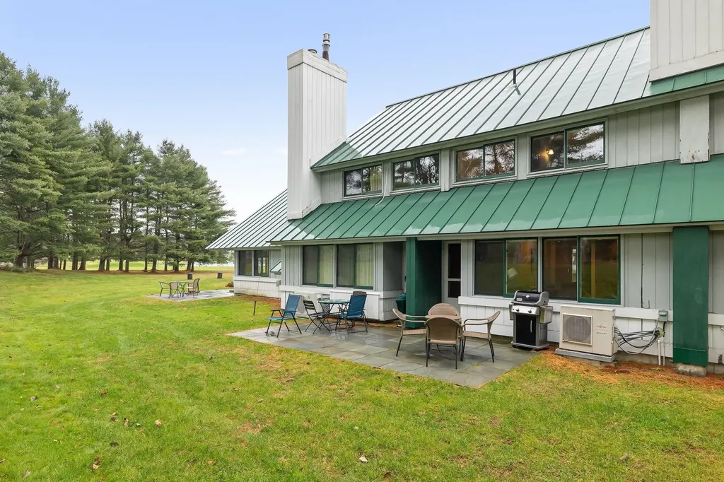 55 Village Green Drive Stowe VT 05672