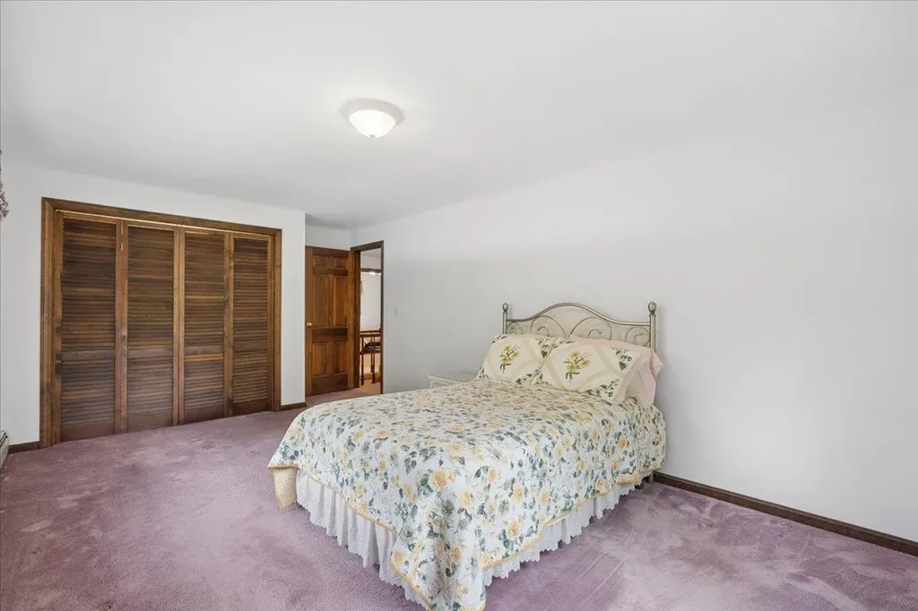 11 Parkhurst Drive Hudson NH 03051