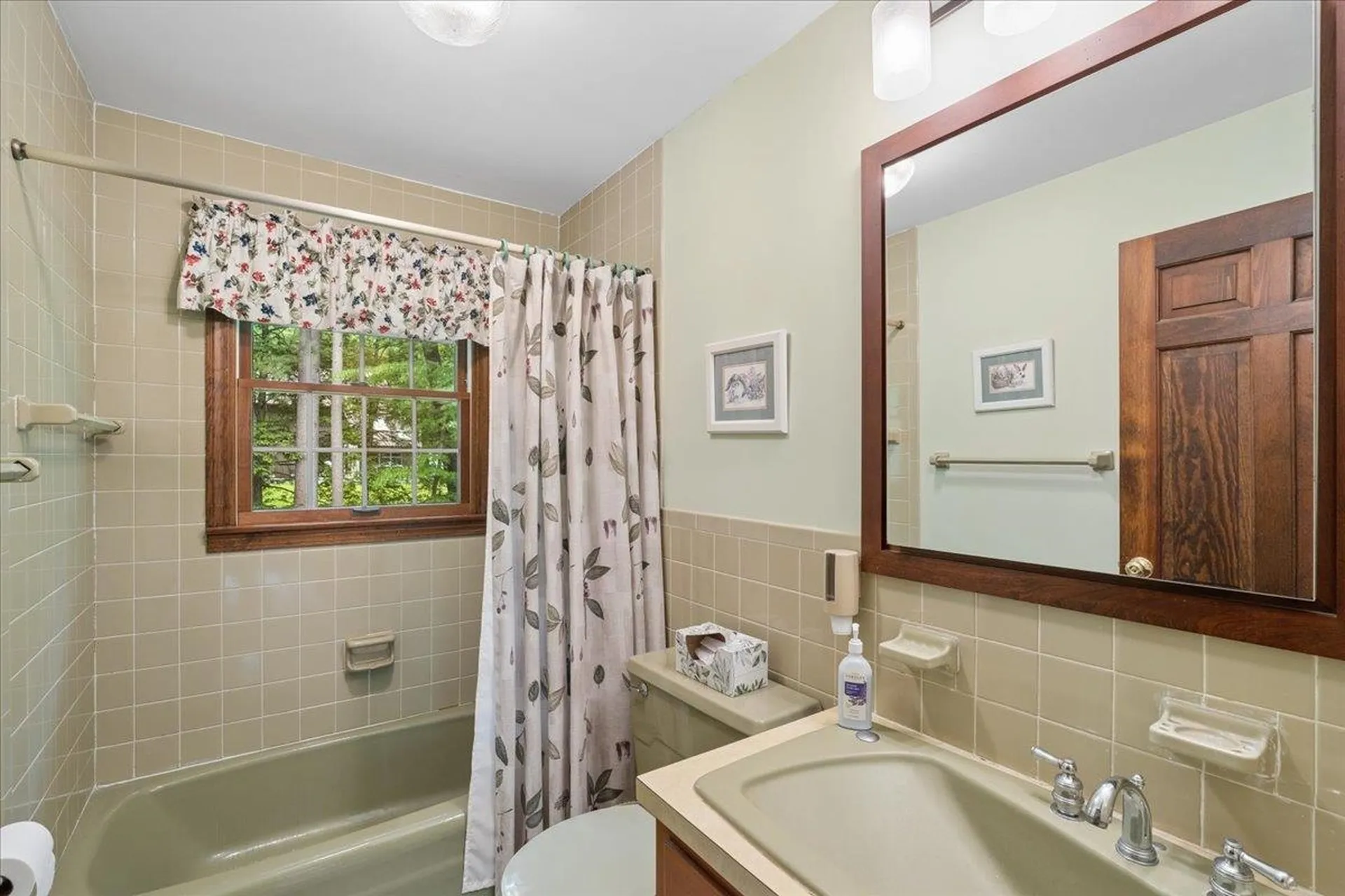 11 Parkhurst Drive Hudson NH 03051