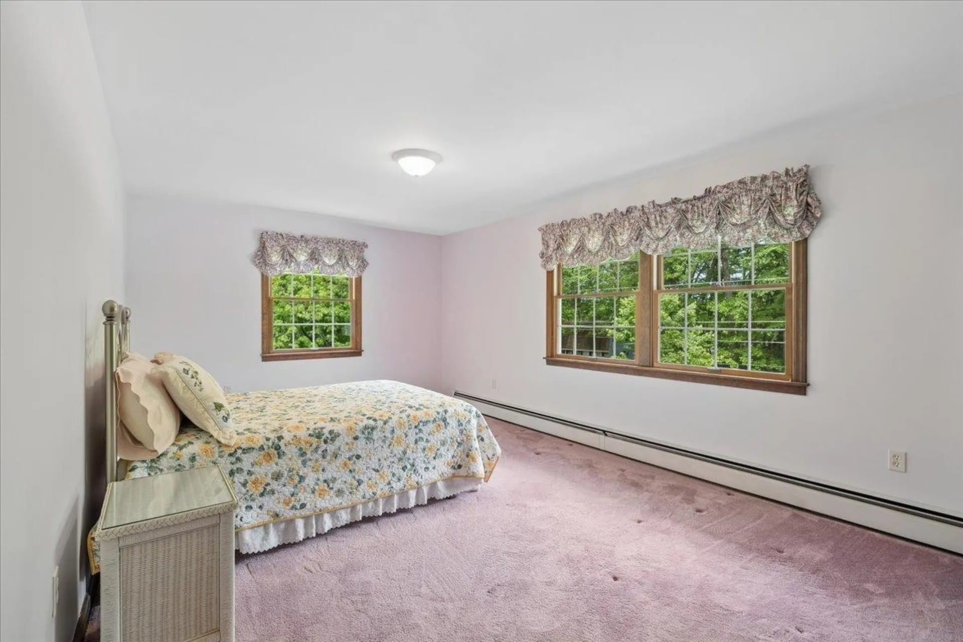 11 Parkhurst Drive Hudson NH 03051