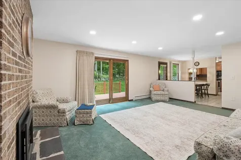 11 Parkhurst Drive Hudson NH 03051