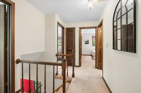 11 Parkhurst Drive Hudson NH 03051
