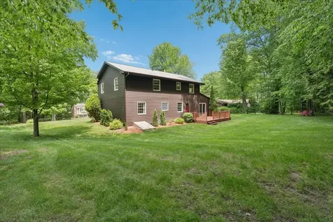 11 Parkhurst Drive Hudson NH 03051