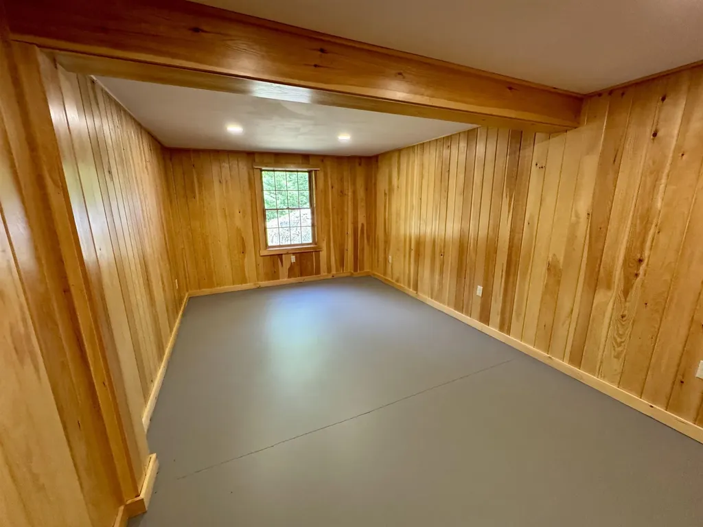 46 Jennings Lane Newbury VT 05051
