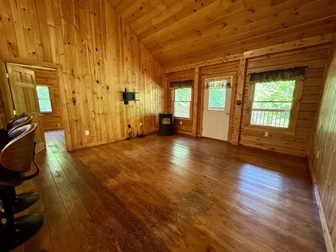 46 Jennings Lane Newbury VT 05051