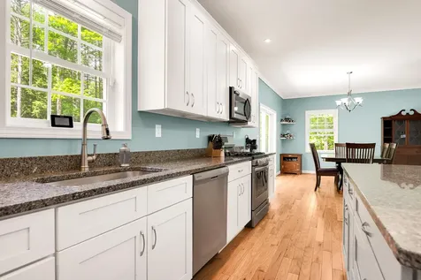 84 Osprey Lane Lee NH 03861