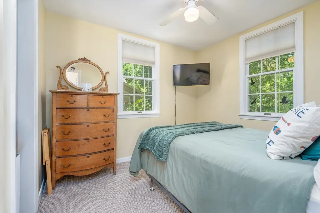 31 Lake View Drive Strafford NH 03884