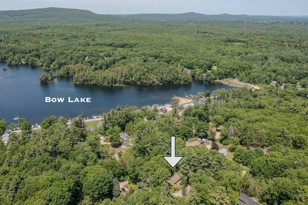 31 Lake View Drive Strafford NH 03884