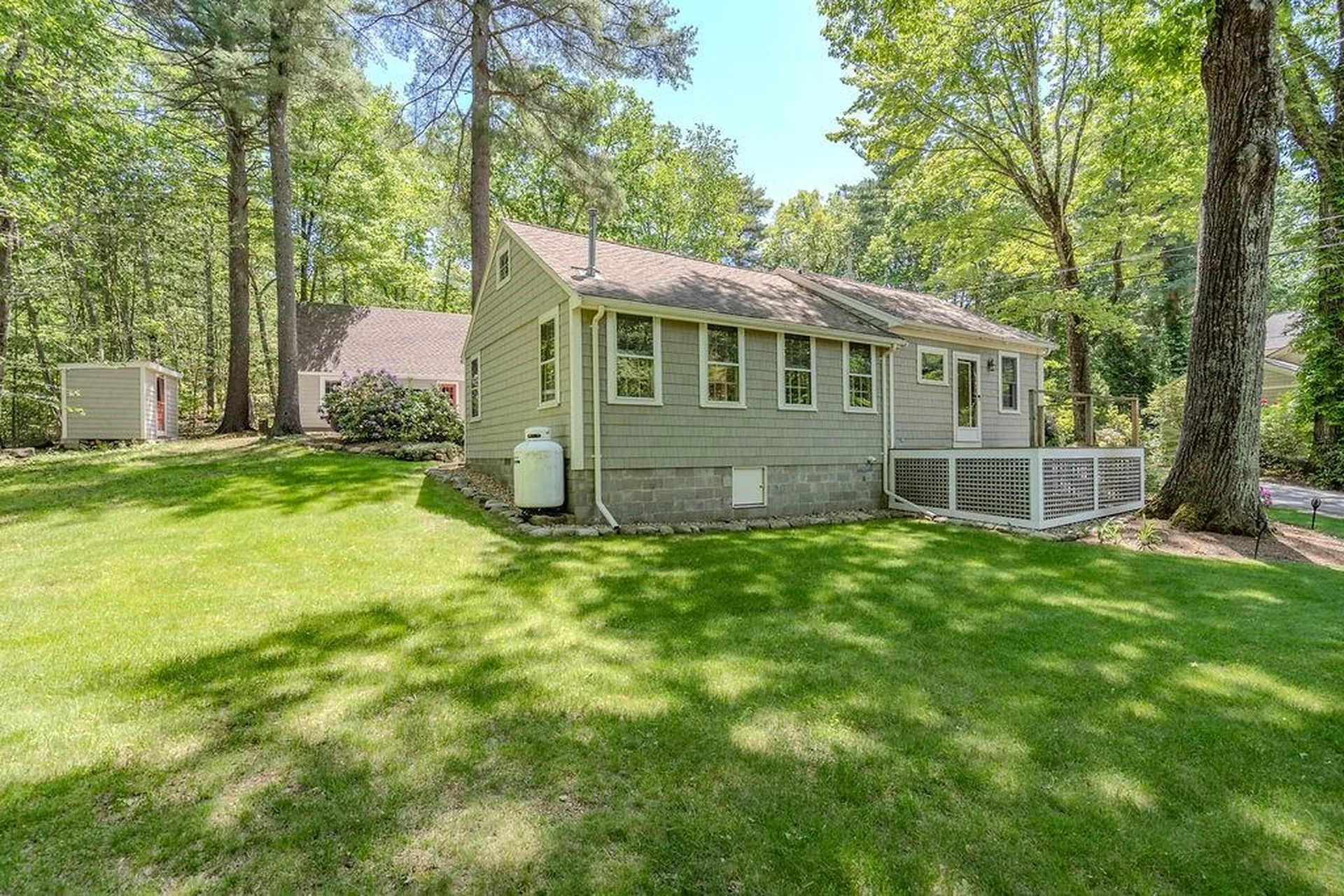 31 Lake View Drive Strafford NH 03884