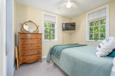 31 Lake View Drive Strafford NH 03884