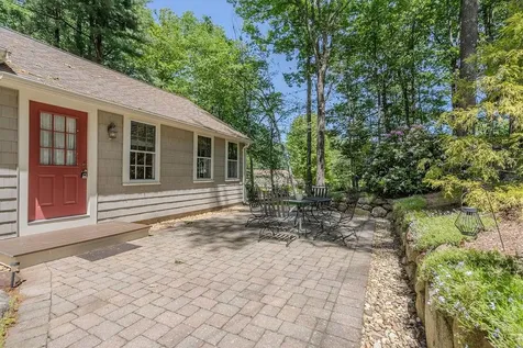 31 Lake View Drive Strafford NH 03884