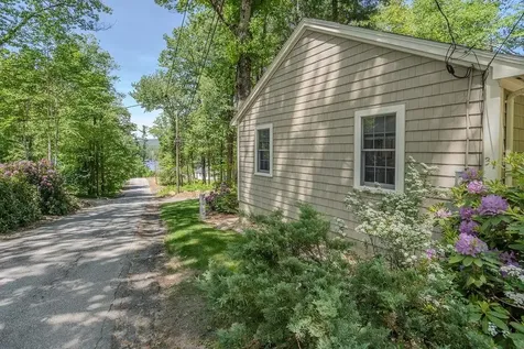 31 Lake View Drive Strafford NH 03884