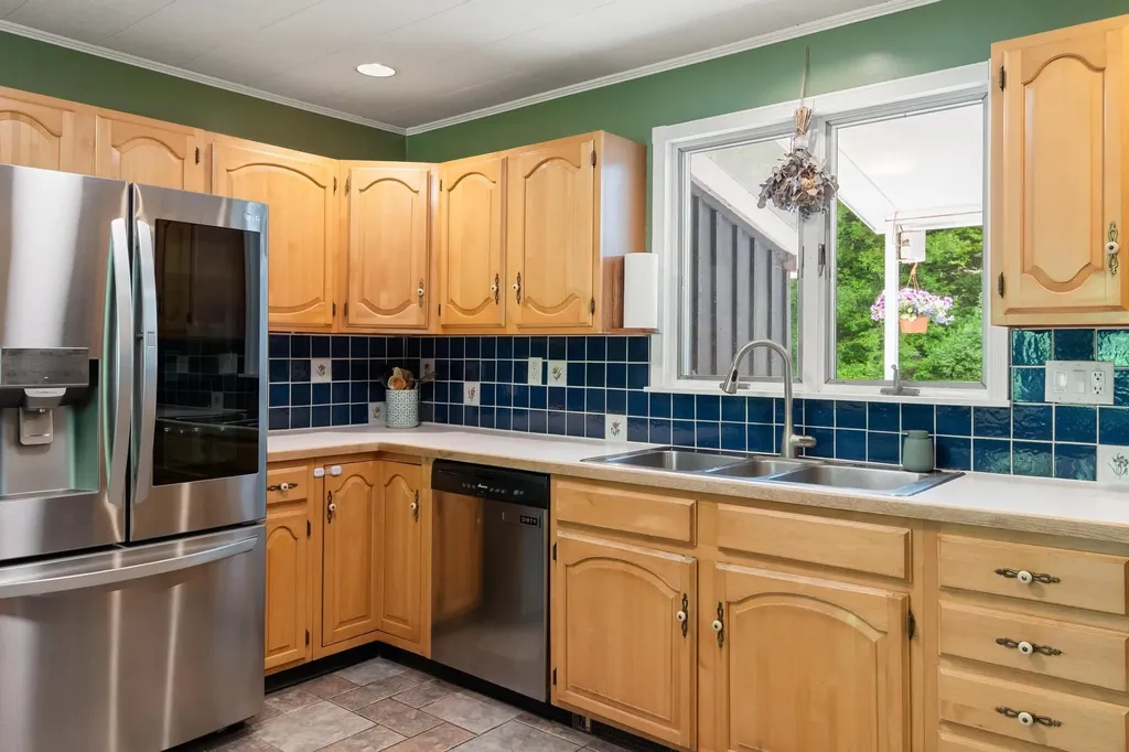 1083 North Road Hinesburg VT 05461