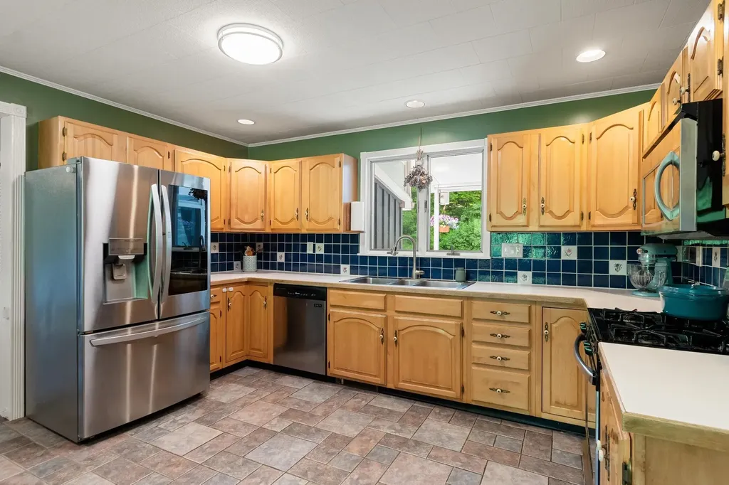 1083 North Road Hinesburg VT 05461