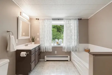1083 North Road Hinesburg VT 05461