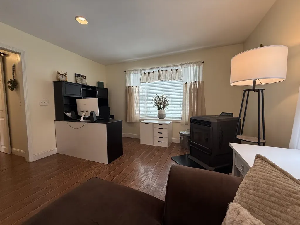 176 Stanton Street Manchester NH 03103