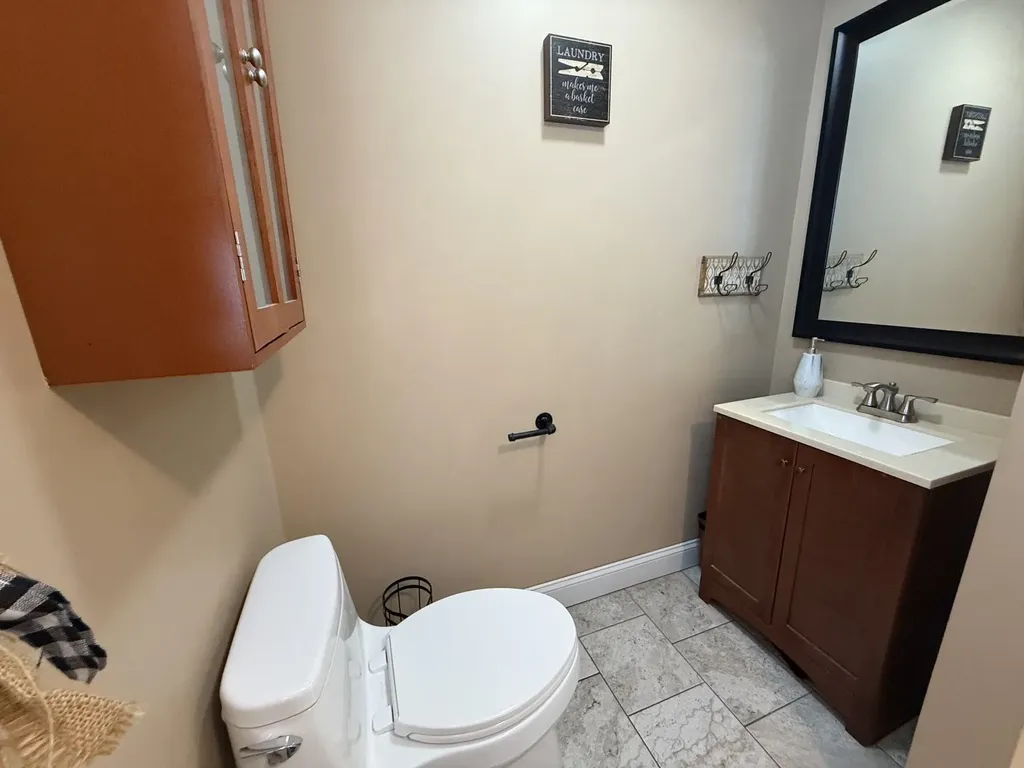 176 Stanton Street Manchester NH 03103