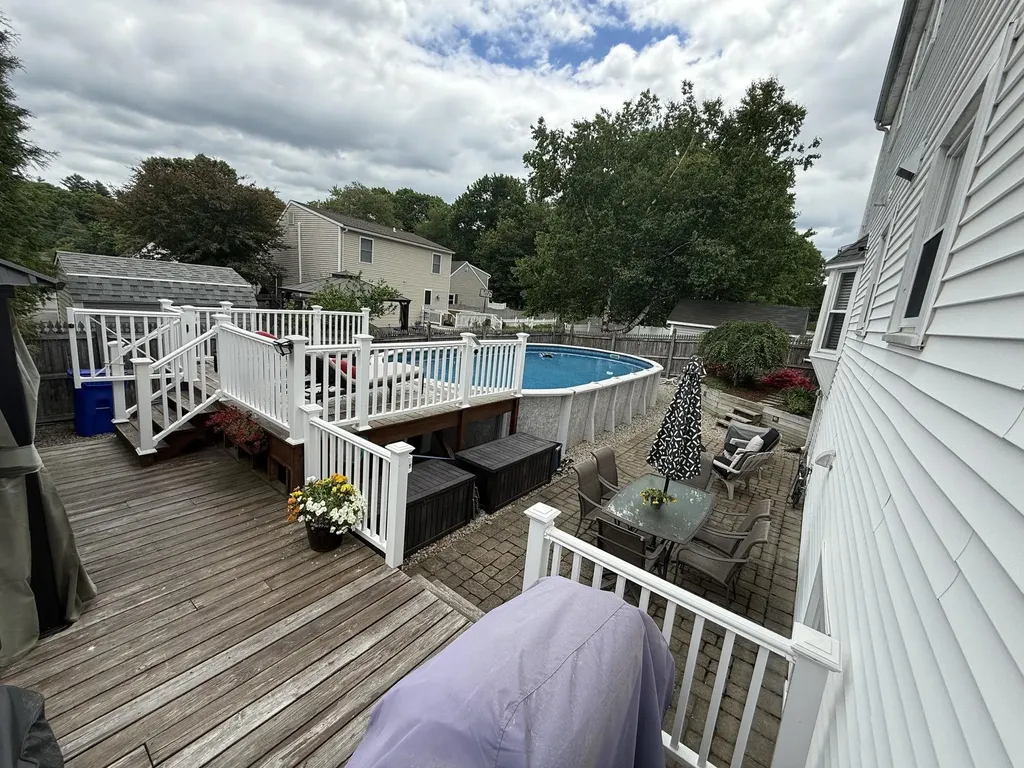 176 Stanton Street Manchester NH 03103
