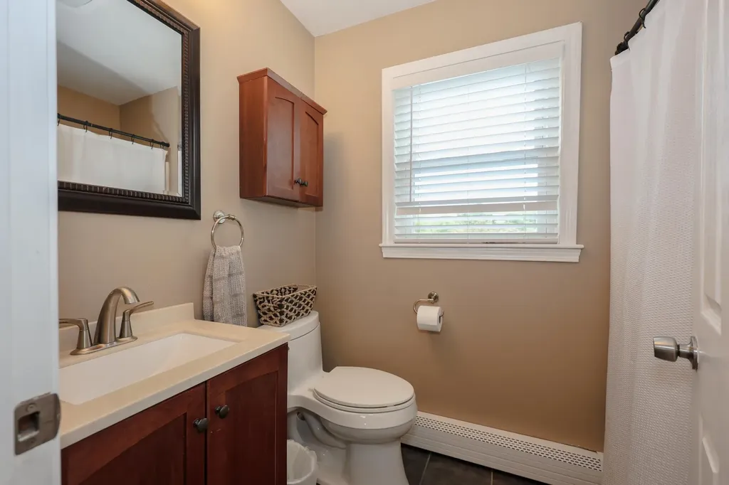 176 Stanton Street Manchester NH 03103